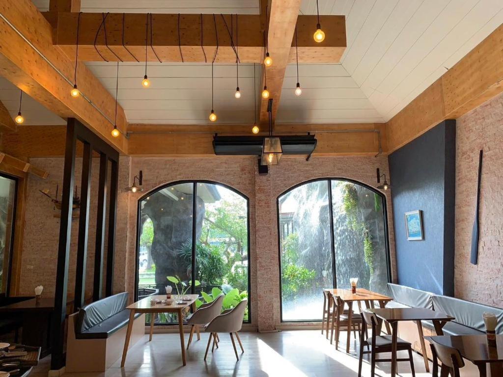 The O Valley Boutique Hotel Surat Thani Bagian luar foto